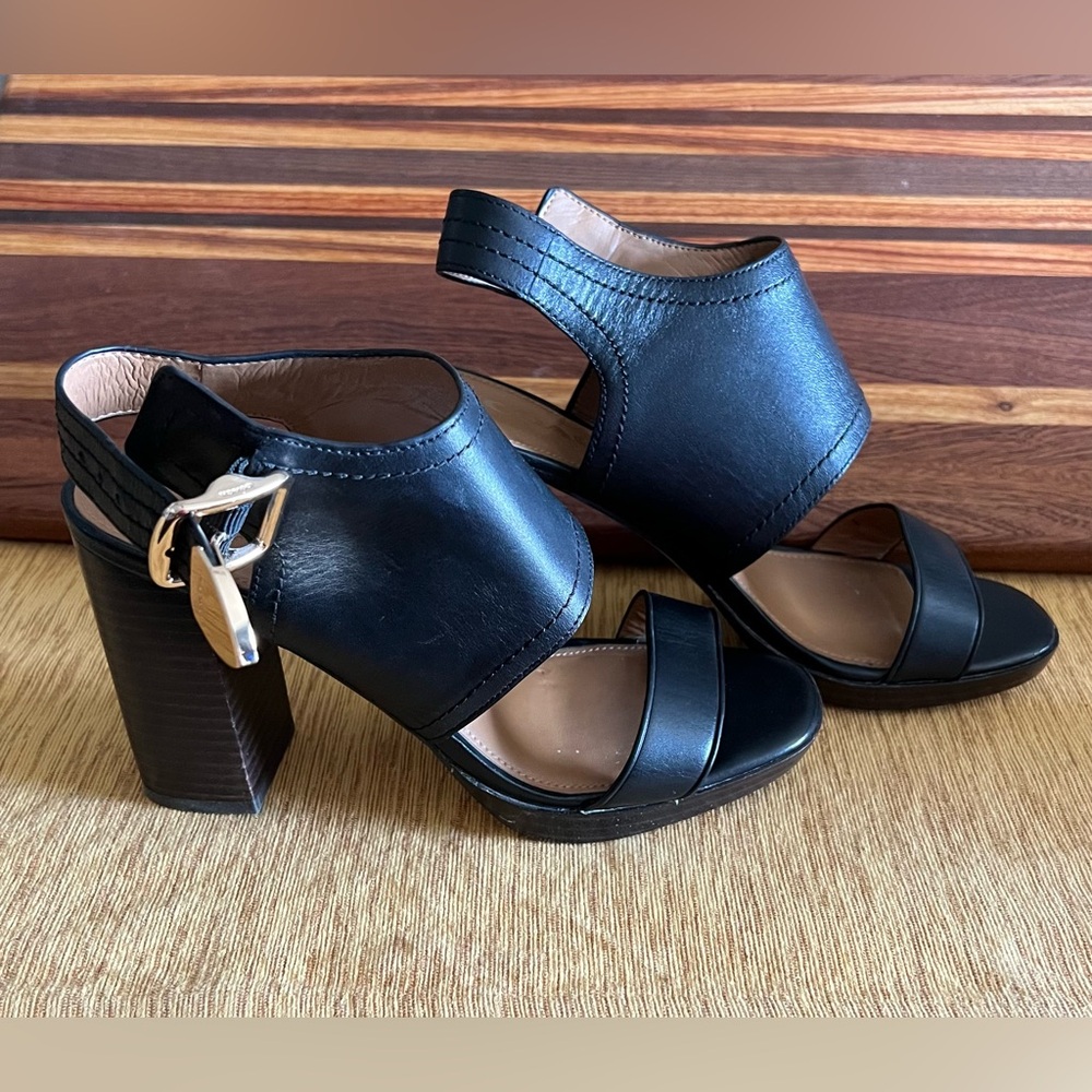 Coach platform heel with gold buckle 7.5B